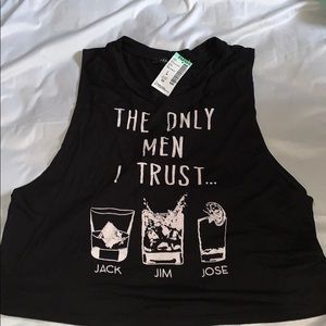 Women’s Crop Top Size Large